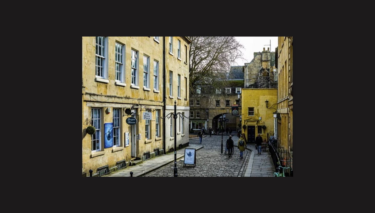 Bridgerton Tour in Bath - Photo 1