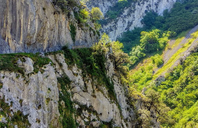 Las Xanas Gorge Hiking Tour - Photo 6