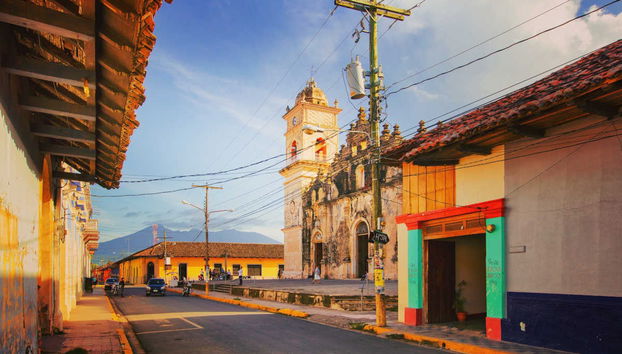 Rue colorée du centre de León