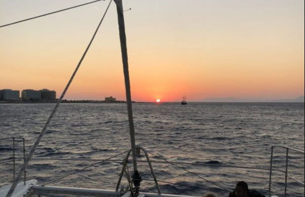 Giro in catamarano al tramonto con cena - Foto 5