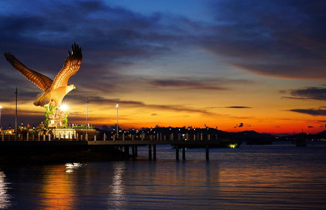 Balade en bateau à Langkawi au coucher de soleil - Photo 3