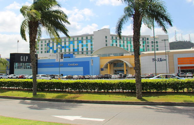 Albrook Mall Shopping Trip - Foto 2