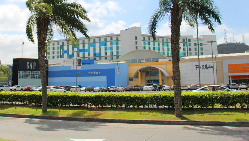 Tour dello shopping all'Albrook Mall - Foto 2