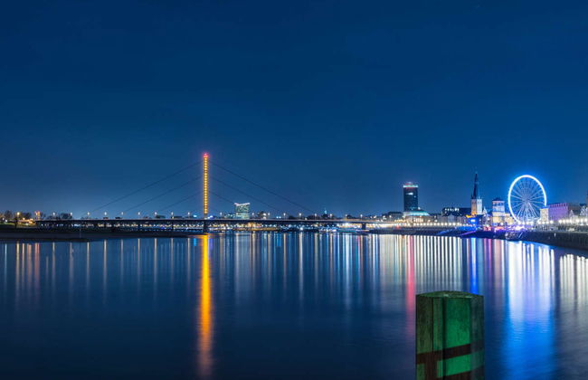 Giro in barca al tramonto a Düsseldorf - Foto 2