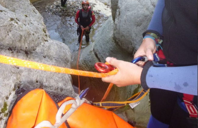 Rápel en la garganta de Nefeli - Foto 3
