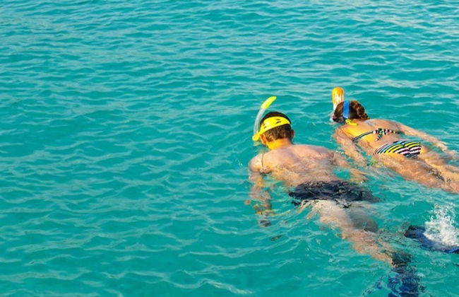 Ferry a isla de Lobos + Snorkel desde Corralejo - Foto 12