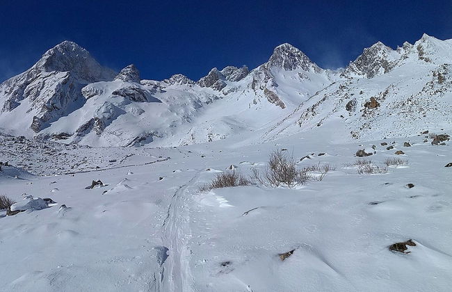 Meicin Valley Snowshoeing Tour - Foto 6