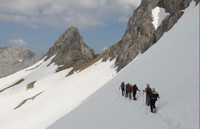 Meicin Valley Snowshoeing Tour - Foto 4
