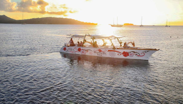 Tramonto a Bora Bora