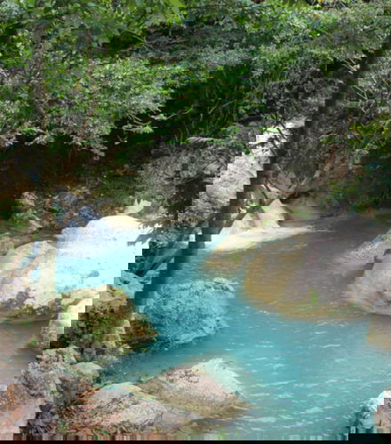 Foto de Excursión a Jacmel y Bassin Bleu