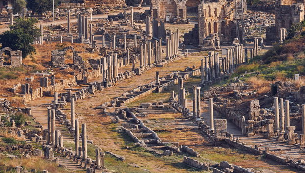 Perge, Aspendos, and Manavgat Waterfall Tour - Foto 4