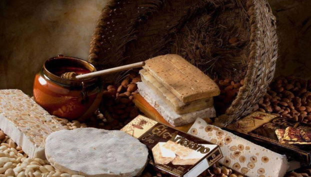 Visita a la fábrica de turrones El Artesano - Foto 4