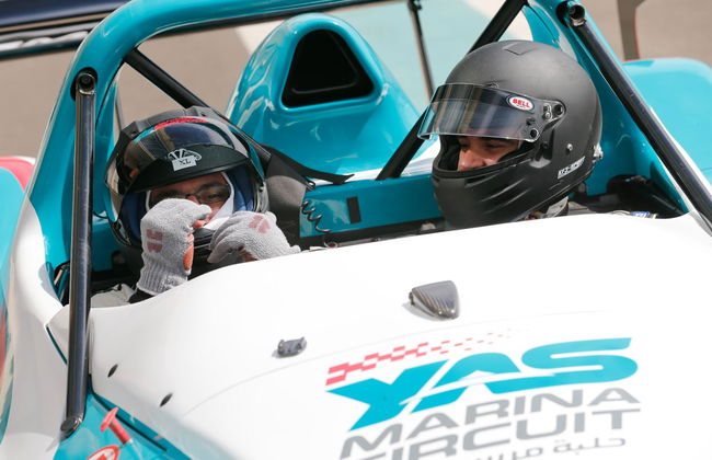 Paseo en Radical SST por Yas Marina - Foto 2