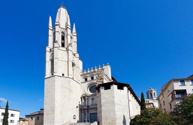 Girona Art Museum, Cathedral, and Sant Feliu Basilica Combo Ticket - Foto 2
