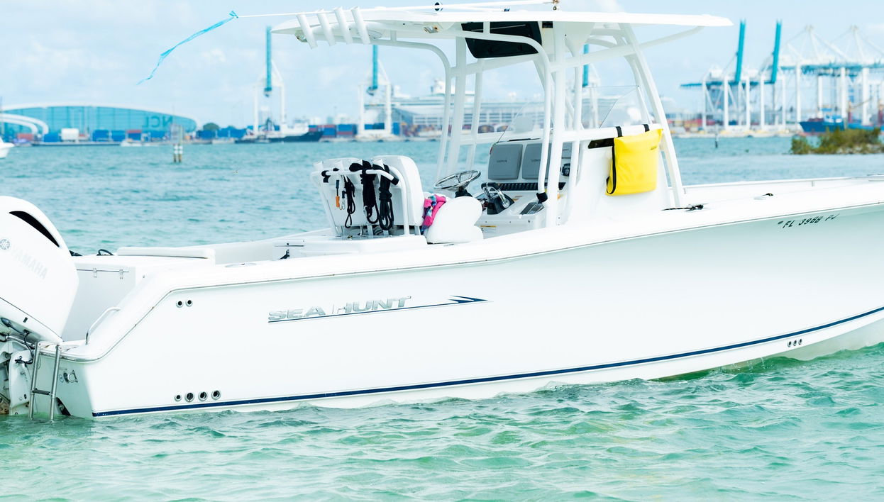 Celebrity Homes Private Boat Trip - Photo 2