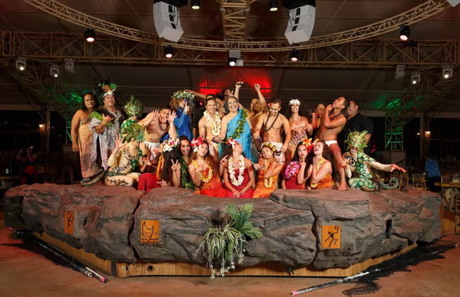 Luau Kalamaku Show - Photo 2