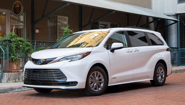 Sharjah hotel to Dubai Airport (DXB) - Departure Private Transfer - Photo 2