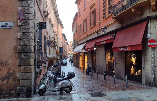 Bologna's Ancient and Recent History: A Self-Guided Audio Tour - Photo 7
