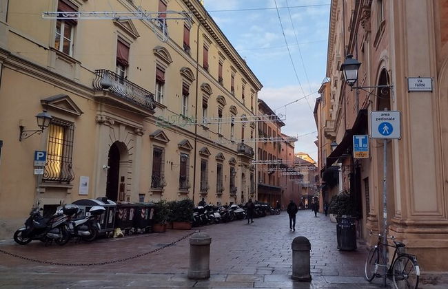 Bologna's Ancient and Recent History: A Self-Guided Audio Tour - Photo 5