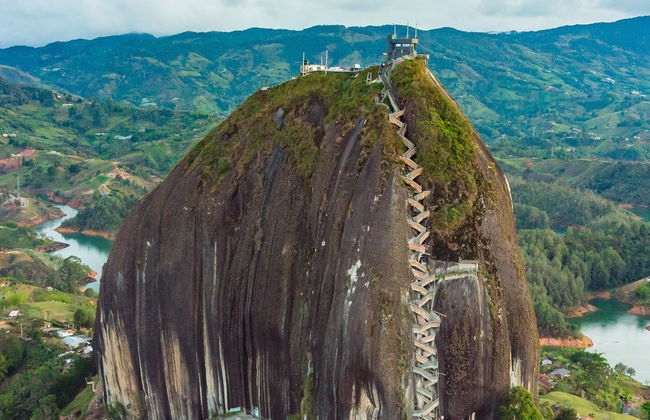 Paseo privado en helicóptero por Guatapé - Foto 13