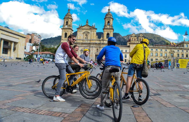 Bogotá Cycling Tour - Foto 1