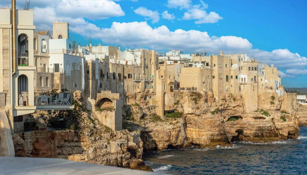 Paseo en gozzo por las cuevas de Polignano a Mare - Foto 5