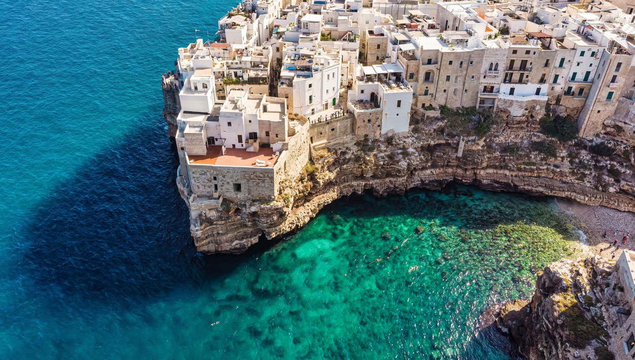 Paseo en gozzo por las cuevas de Polignano a Mare - Foto 1