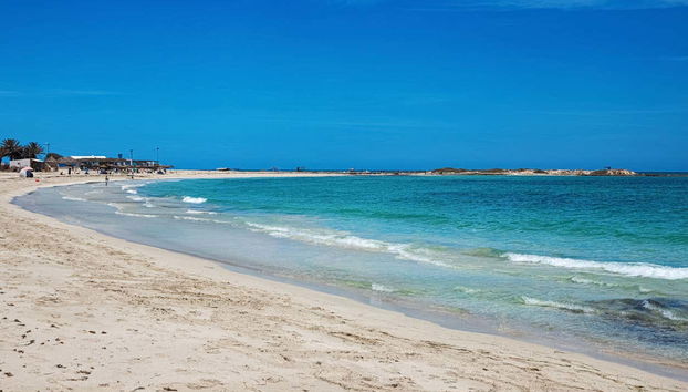 Excursión a la playa de Sidi Jmour en catamarán - Foto 4
