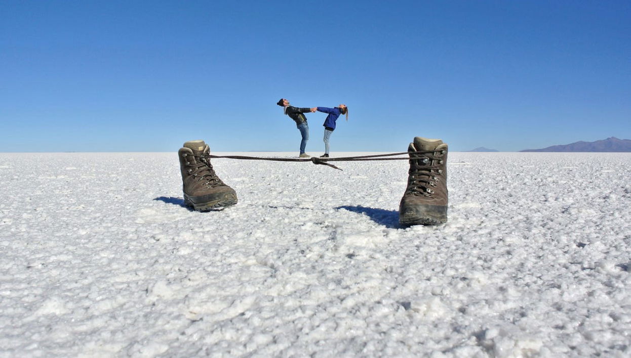 Excursión al Salar de Uyuni en autobús nocturno - Foto 1