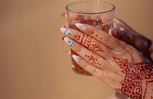 Atelier de henné à Merzouga - Photo 3