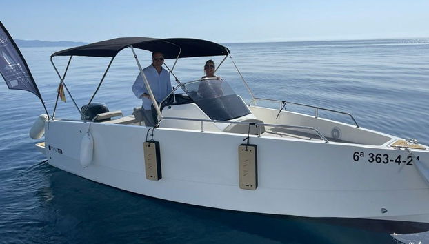 Skippered Yacht Charter in Puerto Banus - Photo 2