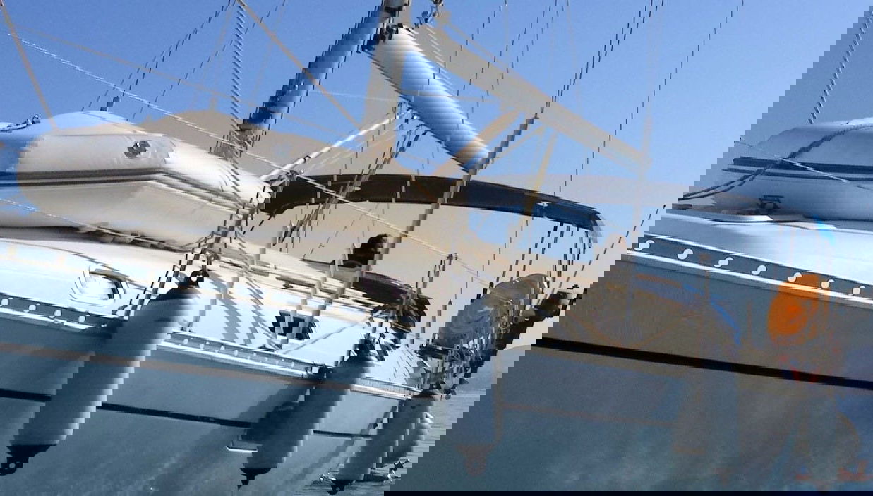 Paseo en velero por Puerto Banús