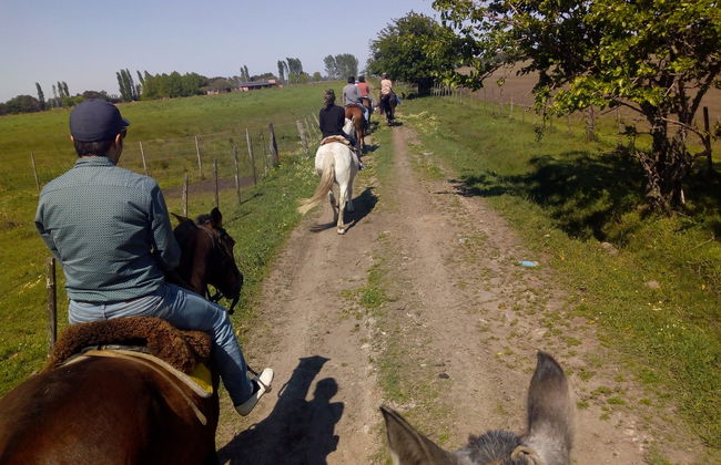 Paseo a caballo por Carlos Keen - Foto 2