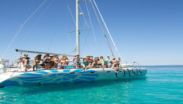 Oasis Catamaran - Cruzeiro de Meio Dia com Almoço - Foto 4