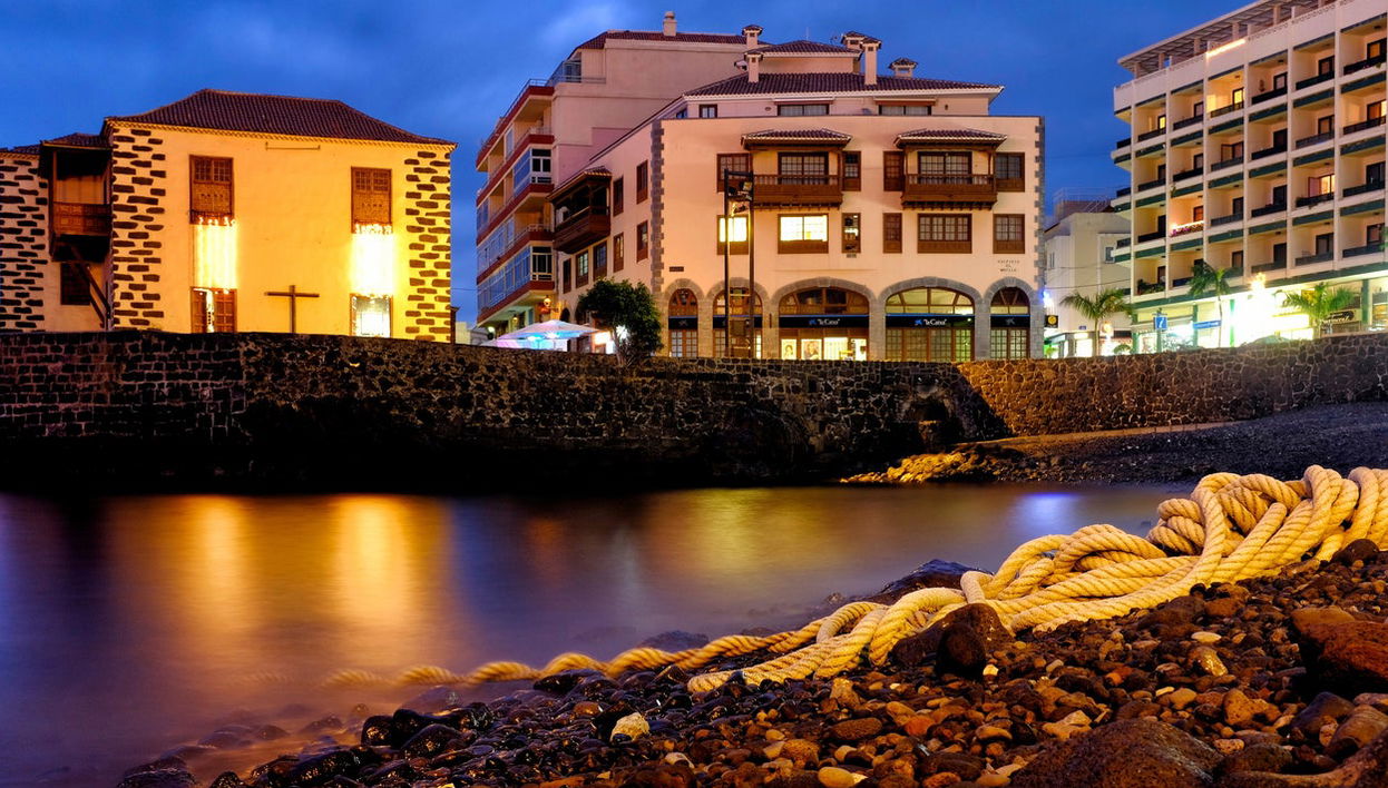 Free tour de misterios y leyendas de Puerto de la Cruz - Foto 1