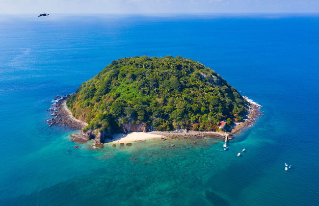 Compostela Day Trip + Snorkelling at Coral Island - Foto 1