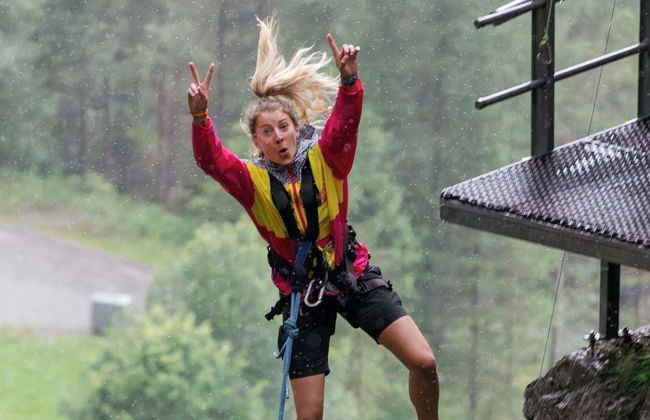 Bungee Jumping in Glacier Canyon - Foto 5