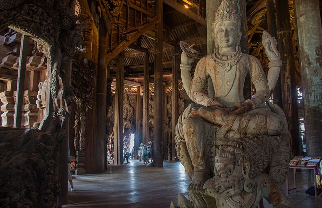 Entrada al Santuario de la Verdad - Foto 2