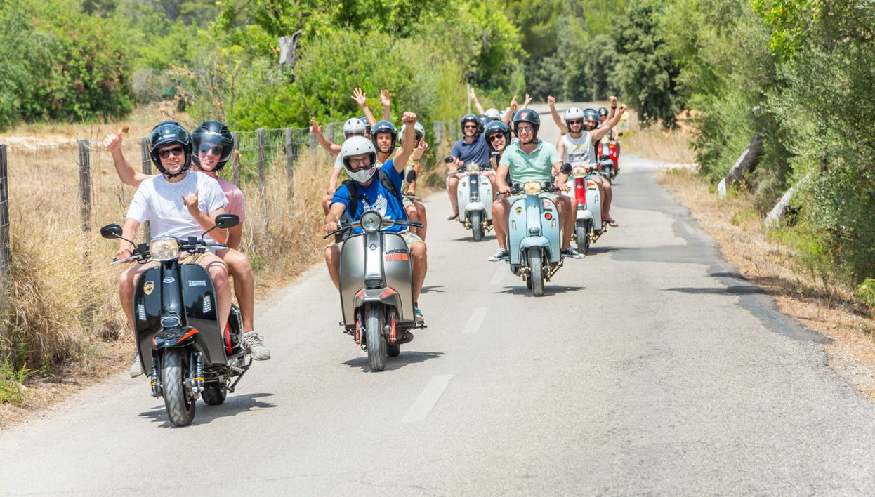 Tour en moto por Mallorca - Foto 1