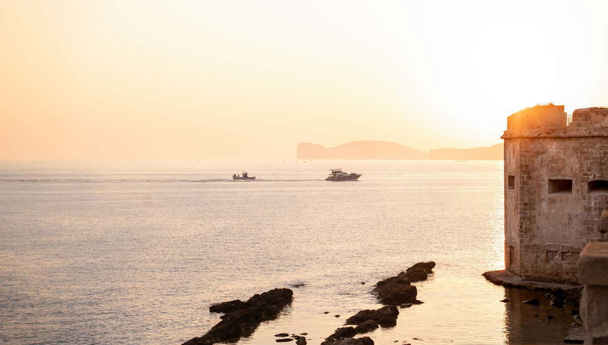 Night Tour of Alghero + Coral Museum - Foto 1