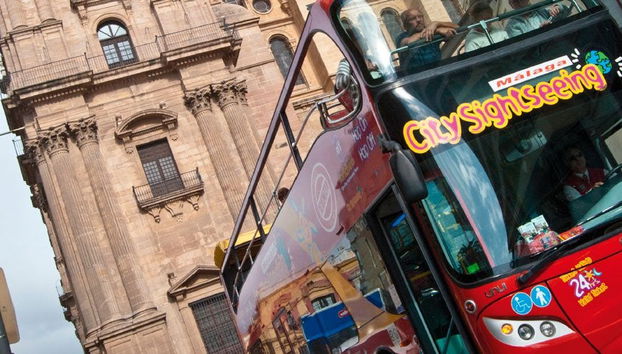 Málaga Hop-On Hop-Off Bus Tour - Foto 5