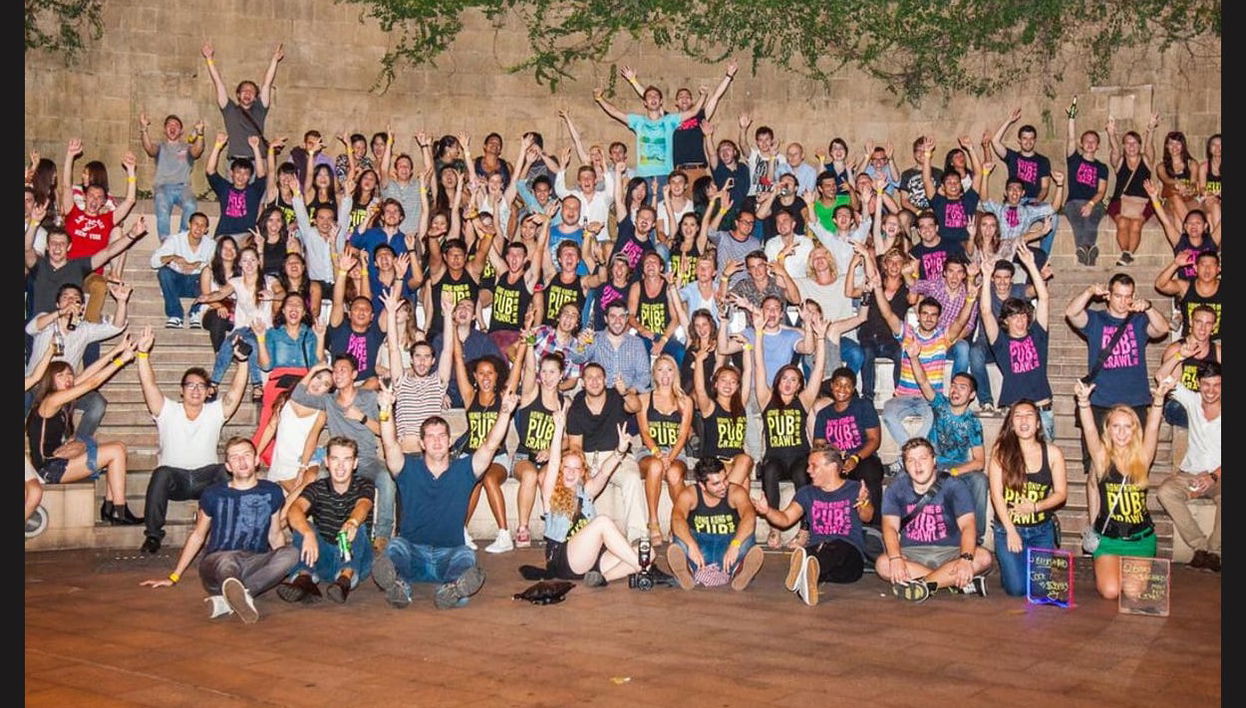 Hong Kong Pub Crawl - Photo 1