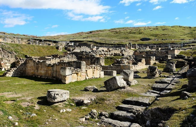 Excursión a Segóbriga y la villa romana de Noheda - Foto 1