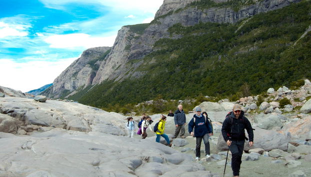 Lake Frías Hike & Glacier Boat Trip - Foto 2