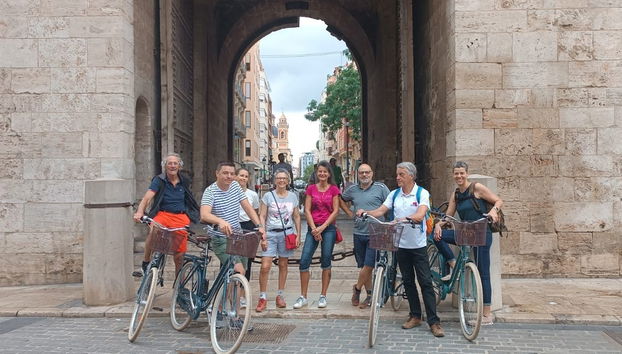 Valencia Bike Tour - Photo 2