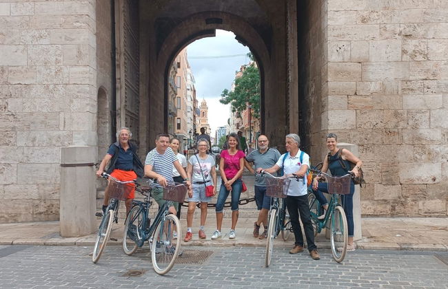 Tour en bicicleta por Valencia - Foto 2