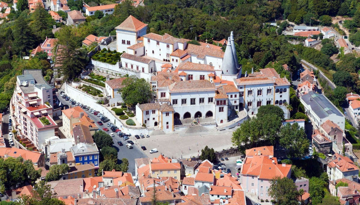 National Palace of Sintra & Gardens - Foto 1