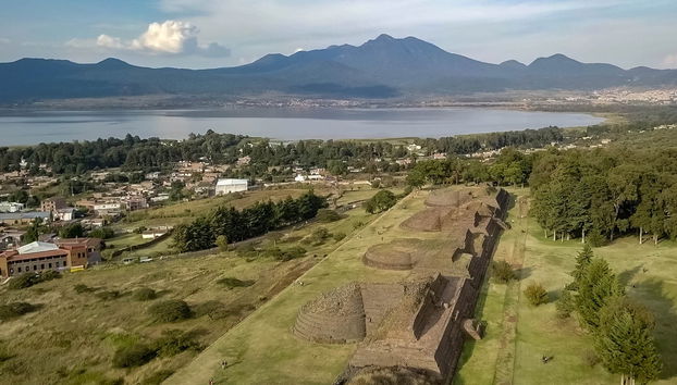 Tzintzuntzan, Santa Fe de la Laguna y Pátzcuaro - Foto 2