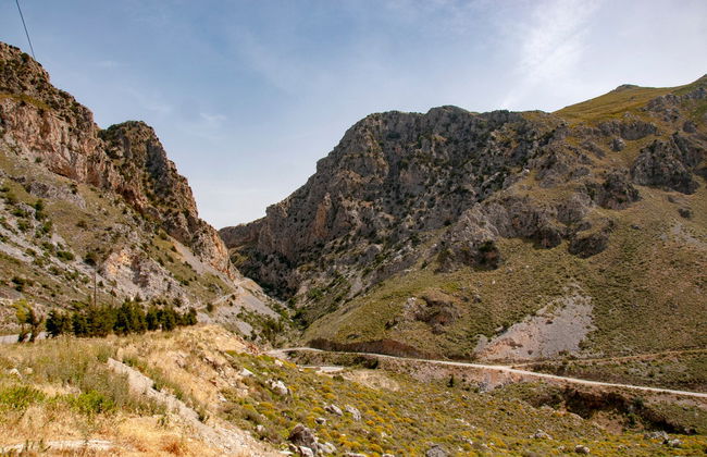 Tour por el centro de Creta + Lago Kournas - Foto 4