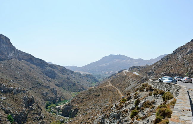 Tour por el centro de Creta + Lago Kournas - Foto 2